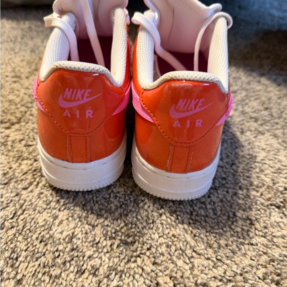 Air Force 1 Low "Valentine's Day 2023" sneakers - Picture 3 of 4